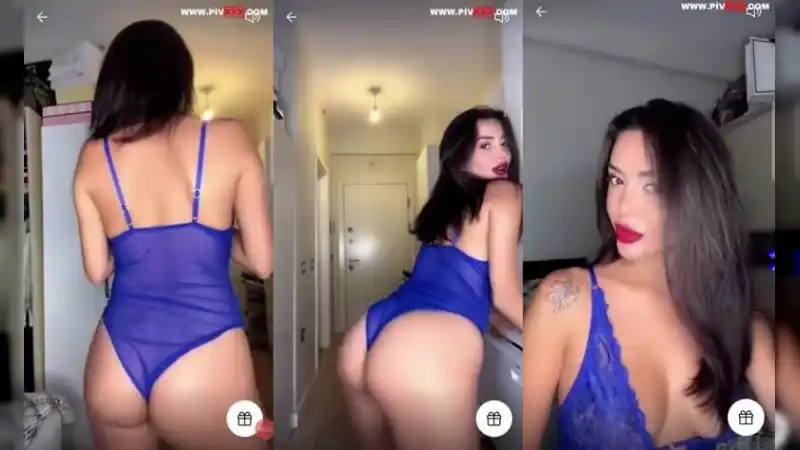Ada kumsal tangoda mavi bodysuitle poz verip götünü gösteriyor – Full İzle türbanlı telegram