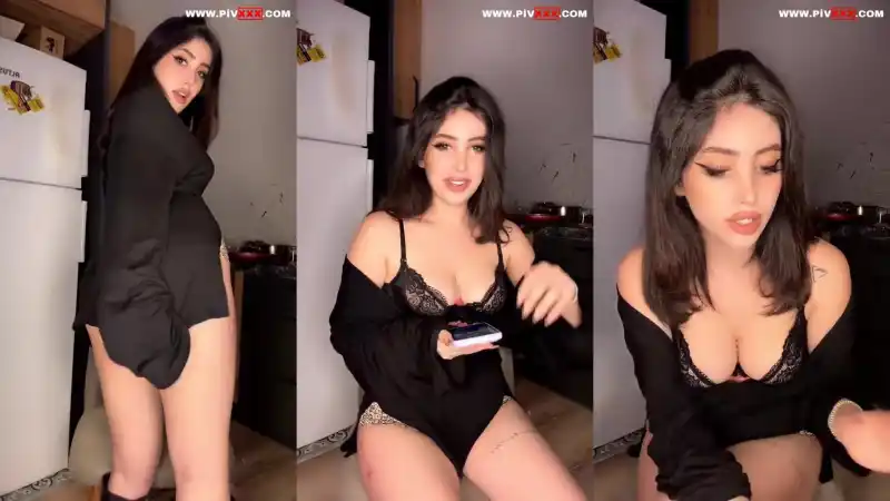 Aşkolandın sıla tangoda seksi poz verip telefonla oynuyor – Full İzle türbanlı pornolar