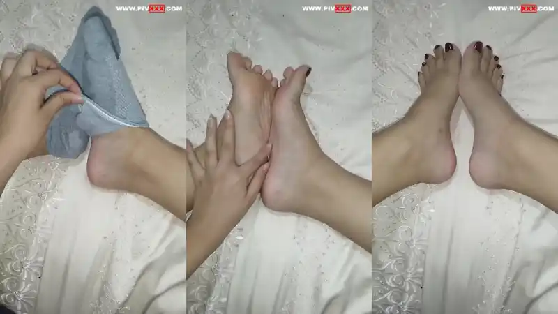Ayağımdan başka bir yere bakma! | türbanlı seks (Türkçe Altyazılı)