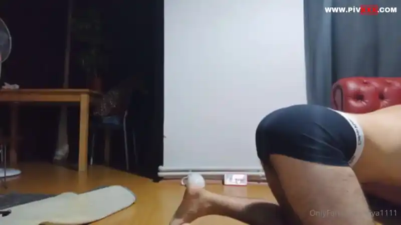 Ayakkabı tabanı yalayıcısı – Türkçe Altyazılı türbanlı sex