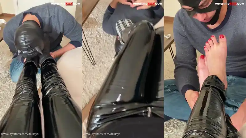 Boot, feet,socks lickings – Türkçe Altyazılı türbanlı türk porno