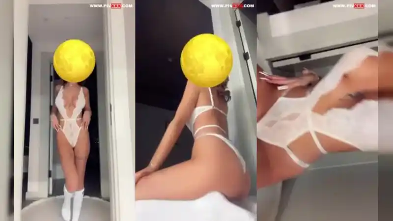 Celine tango beyaz tangada götünü ve amını gösteriyor : türbanlı sakso (Full İzle)