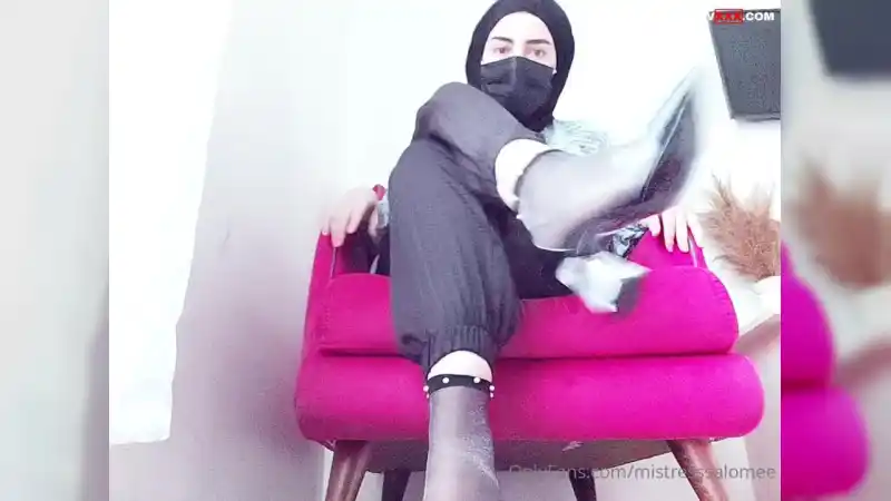 Çok ağır küfürlü hakaretli anne aşağılama videosudur • queen salome – türbanlı porno izle (Bedava)