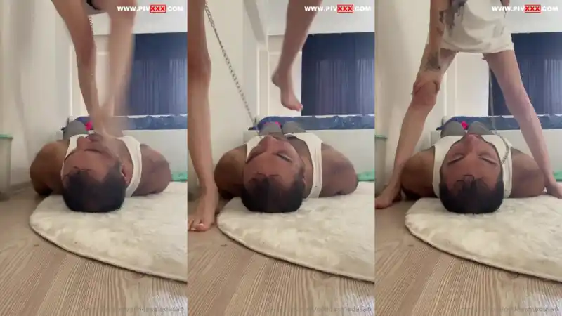 Deep feet is my favorite ! – Sansürsüz türbanlı sakso