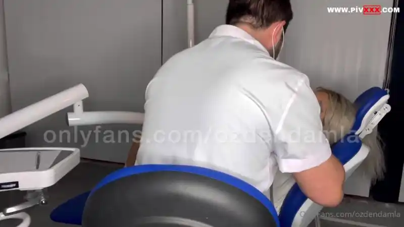 Dişçim artık sikicim | damla özden – Sansürsüz porno türk türbanlı
