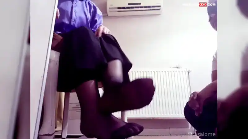 Dişi ezik kız ayağıma deepfeet yapıyor • queen salome | türbanlı nude (Sansürsüz)
