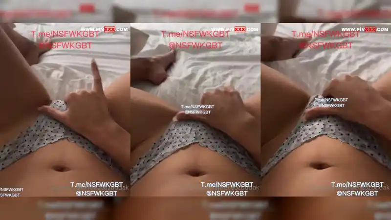 Ece özbudak külotunu sıyırıp amını parmaklıyor – Türkçe Altyazılı türbanlı pornosu