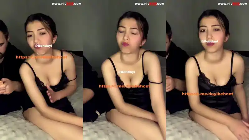 Ecem berkay yatakta azgın bakışlarla erkeğini kışkırtıyor – Yeni 2026 twitter türbanlı porno