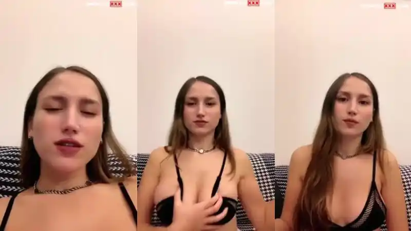 Eylül deniz tango memelerini açıp parmaklayarak azıyor – Sansürsüz türbanlı pornoları