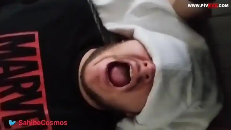 Maymunumu muzla besliyorum – türbanlı porn (Türkçe Altyazılı)