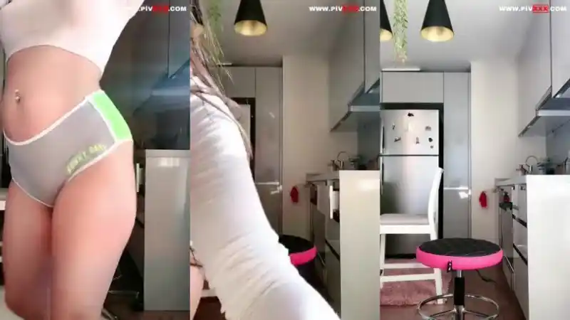 Mercedes sena mutfakta kalçalarını sallayıp saçını savuruyor – Full İzle türk türbanlı porno