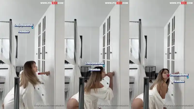 Merve taşkın dolapta dildo yalıyor – HD türbanlı türk porno