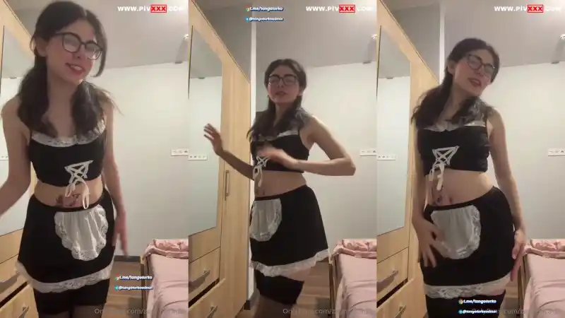 porno izle: Ayça çağan onlyfans videosunda hizmetçi kostümüyle götünü açıp sergiliyor [Yeni 2026]