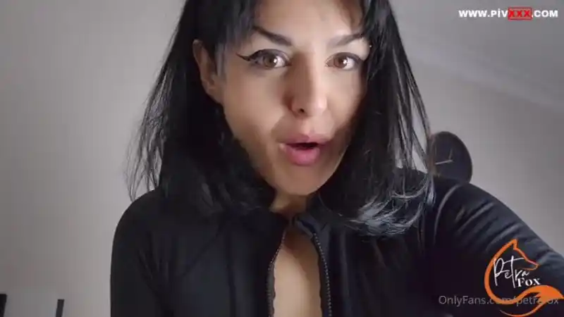 porno türk türbanlı: Annen de sen de benim ayak sehpamsınız [Bedava]
