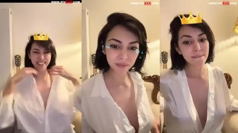 Şeydanur tunç webcamde gömleğini açıp adamı azdırıyor – türbanlı ifşa twitter (Yeni 2026)