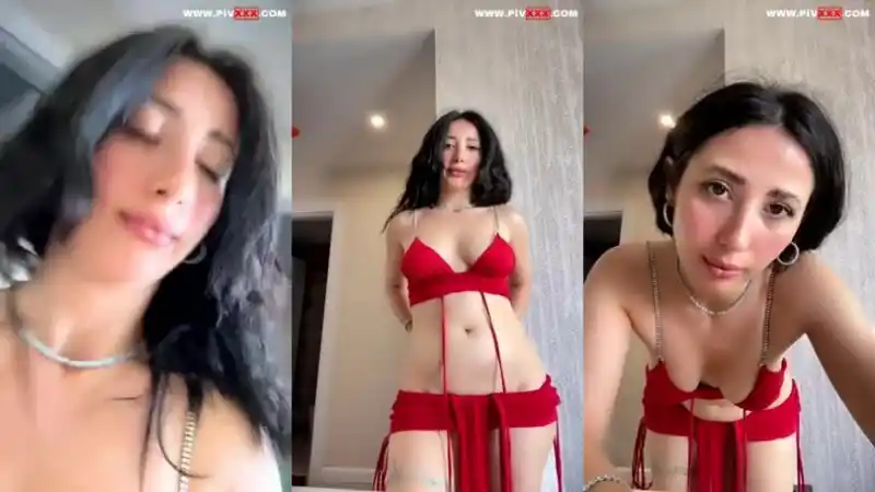 Tango samael kırmızı kıyafetle memelerini açıp okşuyor – Full İzle türbanlı kadınlar