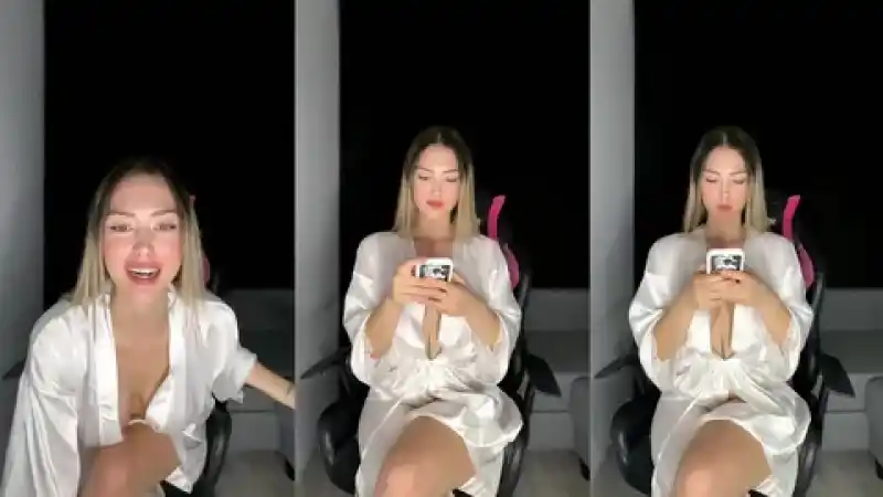 Tiktok yayınında meme dekolte veren sarışın kevaşe Turk ifsa twitter | türk türbanlı porno (Türkçe Altyazılı)
