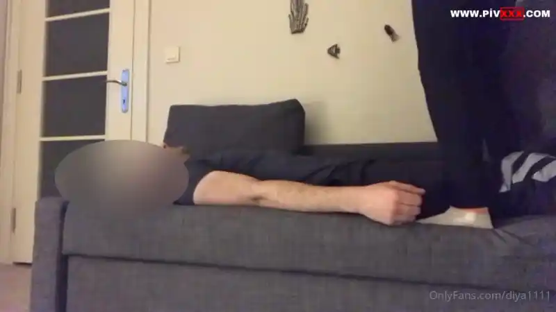 Trample yaparak fena ezdim bu köleyi – türbanlı pornosu (Türkçe Altyazılı)