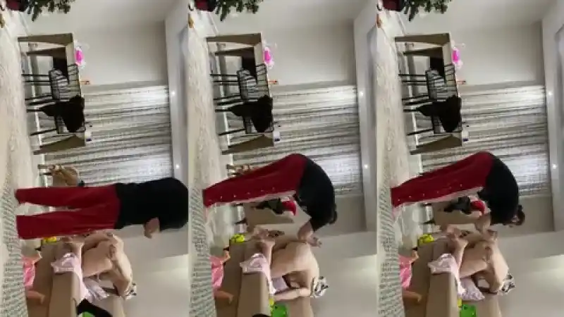 Türbanlı ablasının götüne krem sürerken gizli video çekiyor Türbanlı türk porno – HD sotwe türbanlı