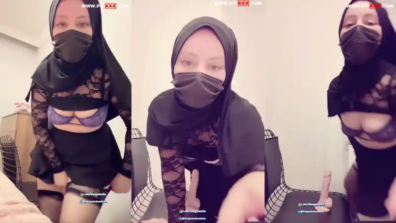 Türbanlı boncuk tangoda dildoyla amını doldurup inliyor | türbanlı pornosu (Yeni 2026)