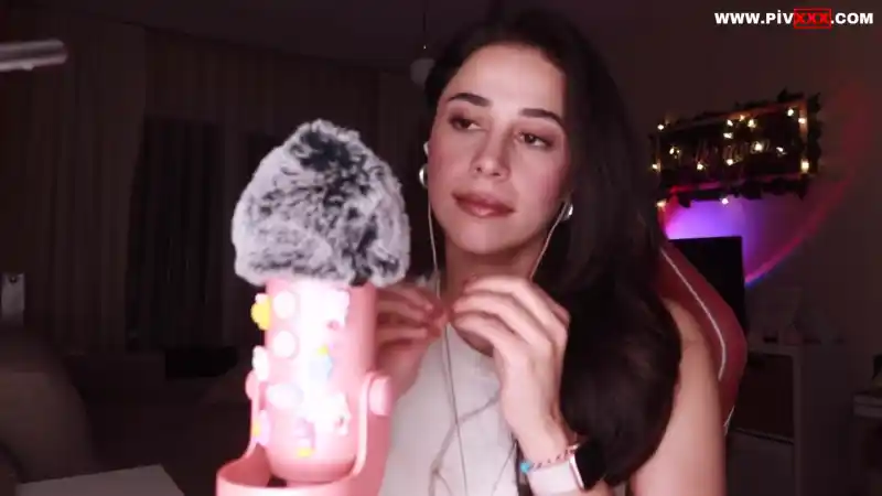 türbanlı porn: Mehtap ziyagil asmr creating asmr videos patreon-02 [Bedava]