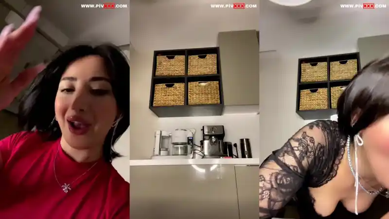türbanlı porno izle: Tango samael kırmızıdan siyaha soyunup azgın pozlar veriyor [Bedava]