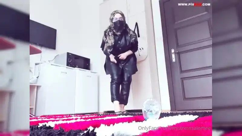 türbanlı porno twitter: Giantess fetişistleri için çektiğim videom [Sansürsüz]