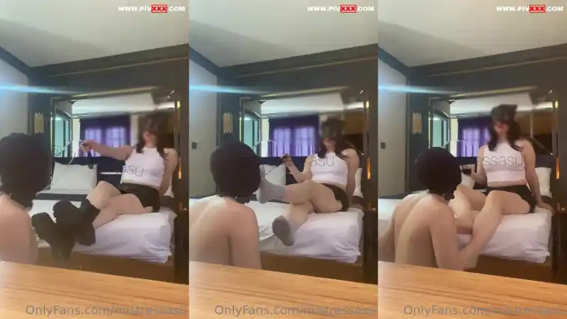 türbanlı pornosu: Kirli botlarımı pırıl pırıl yapan ezik köpeğimin, maymundan hallice suratına tükürüp ayağımla tokatladım • mistress asu [Yeni 2026]