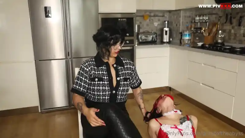 türbanlı sakso: Cuckold 1 – horny i̇zel [Bedava]
