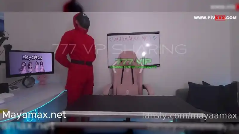 türbanlı sex twitter: Mayamax squid game cosplay [Bedava]