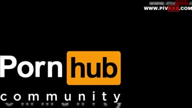 Türbanlı üvey annesini mastürbasyon yaparken yakalıyor türkçe konulu porno : türbanlı sikiş (HD)