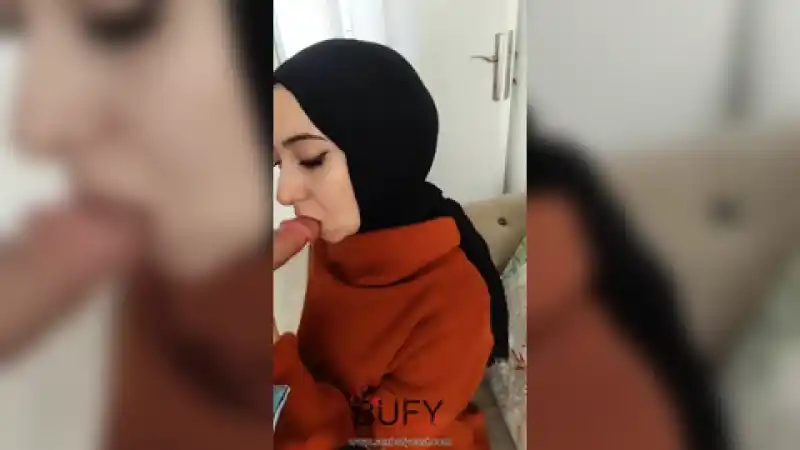 Türbanlı yeni evli kadının kocasıyla sikişleri Türbanlı porn : türbanlı porno izle (Bedava)