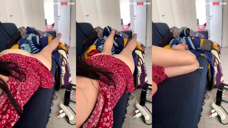 türk ifşa: Ingilizce öğretmeni holly koltukta amını açıp yayıyor [Full İzle]