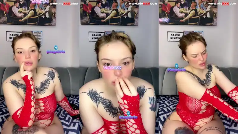 türk porno: Arzu yilmaz tangoda amını parmaklayıp inliyor [Türkçe Altyazılı]