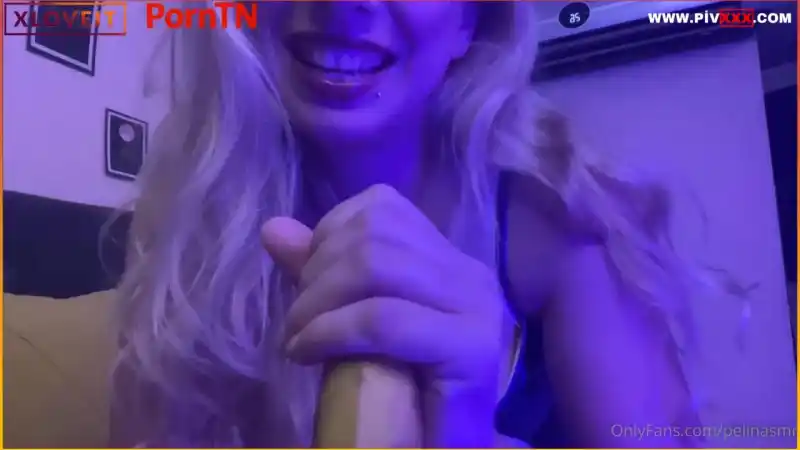 türk porno: Pelinasmr pelin asmr muza sakso çekiyor [Sansürsüz]