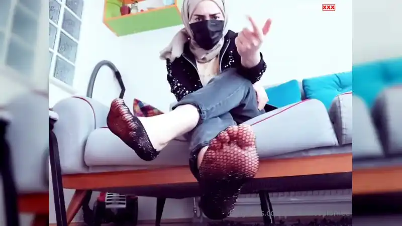 türk türbanlı pornoları: İkiniz beraber karı koca kölem oldunuz • queen salome [Bedava]