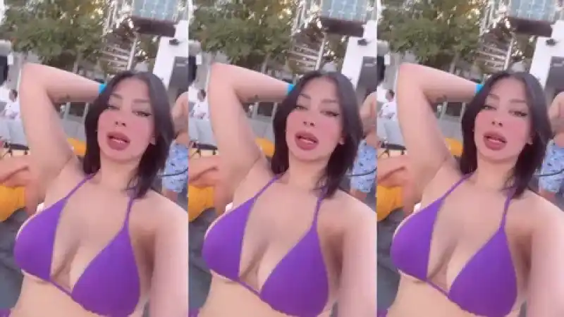 türk türbanlı pornoları: Nehirpp abonelik videosunda bikinili memelerini gösteriyor Türk porno ifşa [Full İzle]