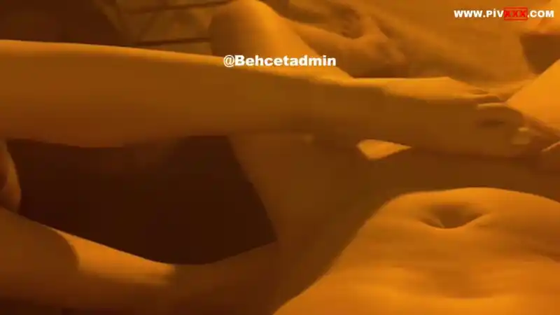 Türk yıldız neslihan güneş full hd yatak keyfi – türk porno türbanlı (HD)