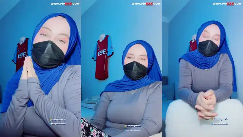 twitter türbanlı porno: Türbanlı boncuk tangoda maskesini ayarlayıp poz veriyor [Sansürsüz]
