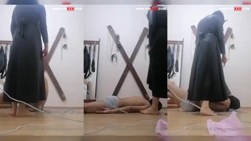Uzun deri elbisemle trample seansım • mistress tomris : türk türbanlı porno (HD)