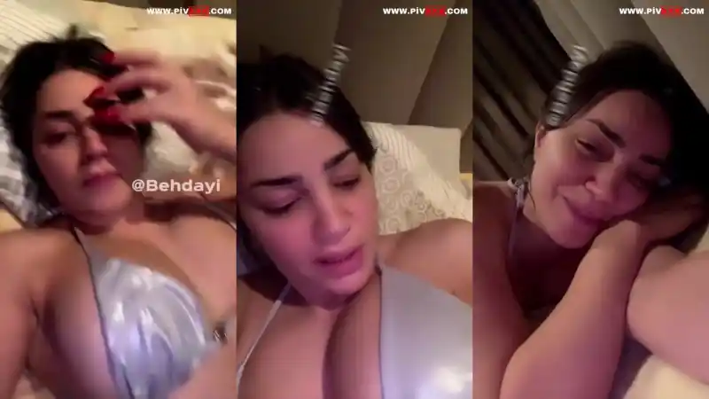 Yatakta yatıyor, meme ucu piercingiyle gülümsüyor, link paylaşıyor. – türbanlı ifşa twitter (Sansürsüz)