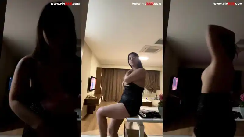 Yıldız demir canlıda siyah elbisesini indirip göğüslerini elliyor : türbanlı pornosu (Türkçe Altyazılı)